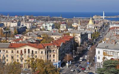 В центре Севастополя будут ездить только троллейбусы?